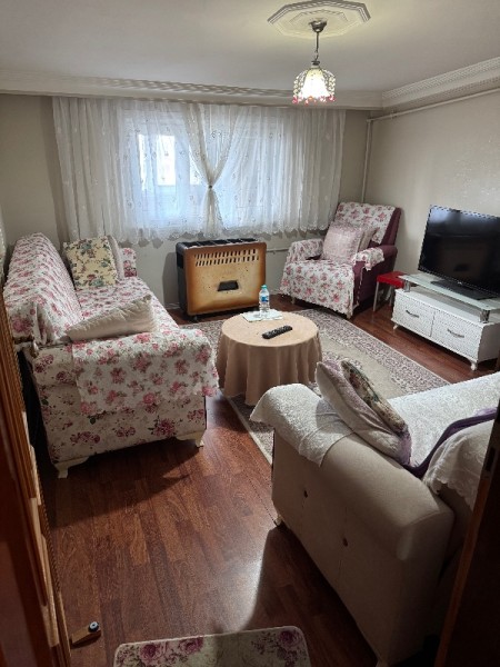 Yeşilpınar'da 3+1 Çatı Katı Büyük Teraslı Satılık Daire