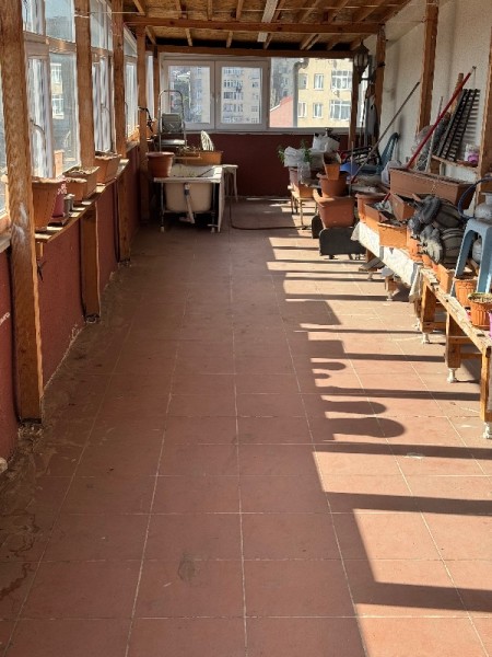 Yeşilpınar'da 3+1 Çatı Katı Büyük Teraslı Satılık Daire