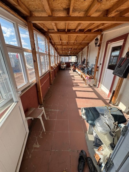 Yeşilpınar'da 3+1 Çatı Katı Büyük Teraslı Satılık Daire