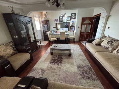 Yeşilpınar'da 3+1 Çatı Katı Büyük Teraslı Satılık Daire