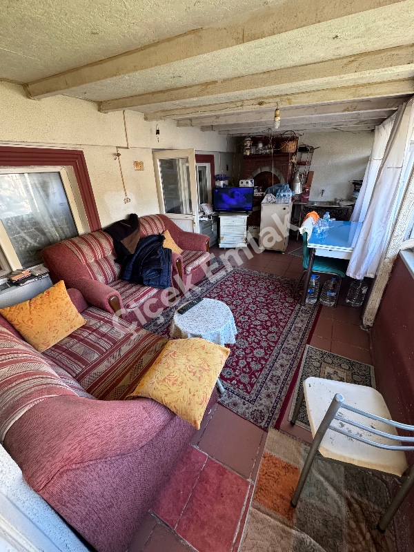 Yeşilpınar'da 3+1 Çatı Katı Büyük Teraslı Satılık Daire