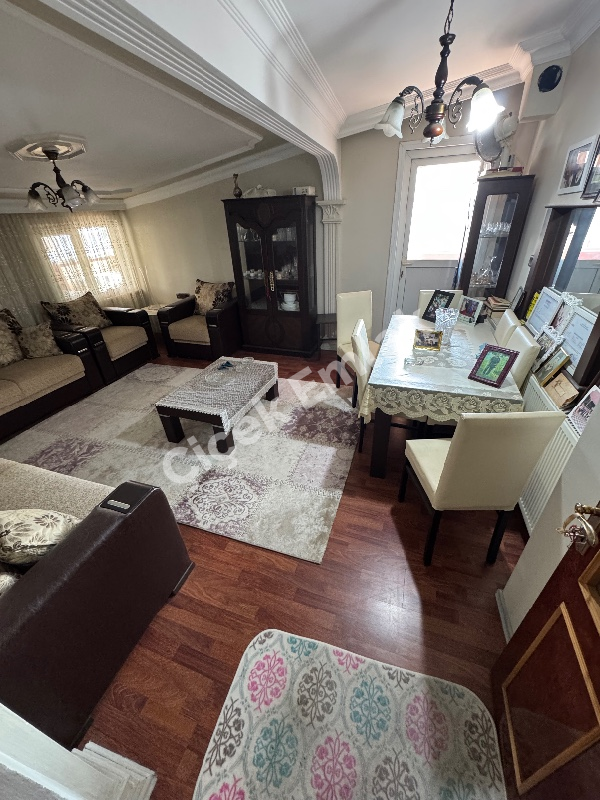 Yeşilpınar'da 3+1 Çatı Katı Büyük Teraslı Satılık Daire