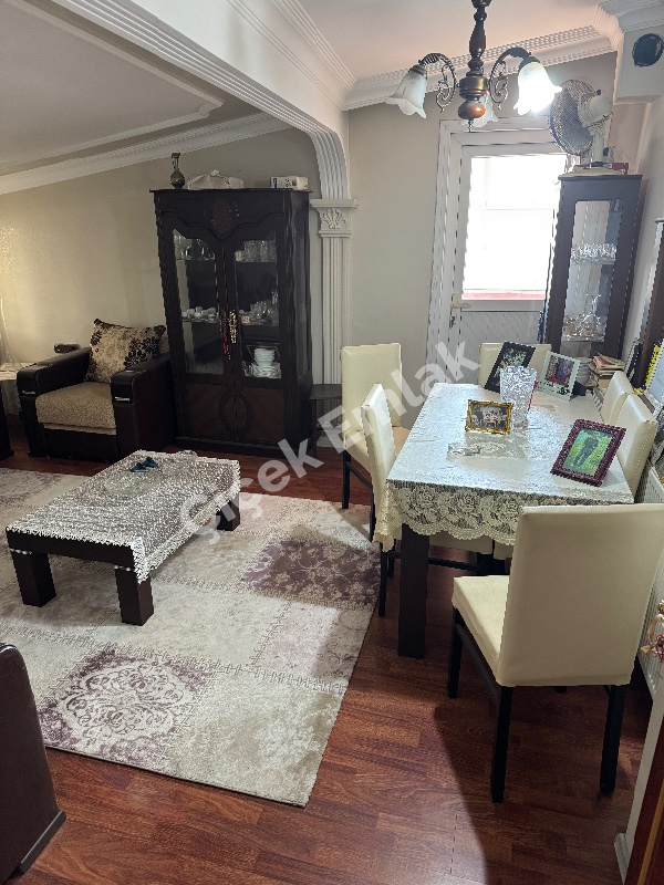 Yeşilpınar'da 3+1 Çatı Katı Büyük Teraslı Satılık Daire