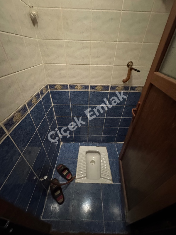 Yeşilpınar'da 3+1 Çatı Katı Büyük Teraslı Satılık Daire