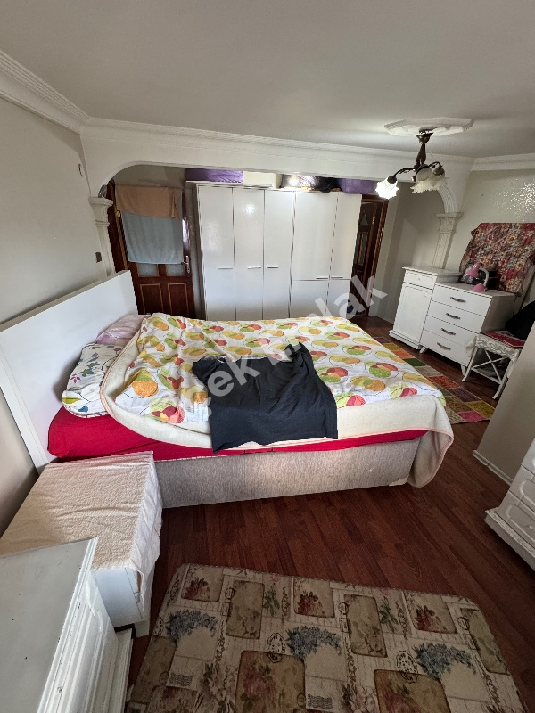 Yeşilpınar'da 3+1 Çatı Katı Büyük Teraslı Satılık Daire