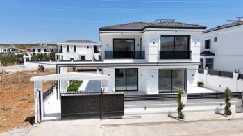 ARITMA YOLU ÜZERİNDE 330 M² ARSA İÇERİSİNDE ÖZEL HAVUZLU OTOPARKLI TAM MÜSTAKİL 4+1 AYRI MUTFAKLI AKILLI EV SİSTEMLİ LÜKS VİLLA 