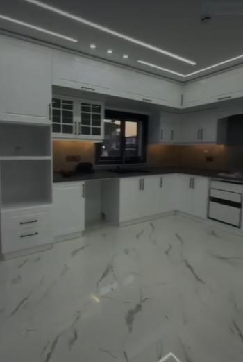 ARITMA YOLU ÜZERİNDE 330 M² ARSA İÇERİSİNDE ÖZEL HAVUZLU OTOPARKLI TAM MÜSTAKİL 4+1 AYRI MUTFAKLI AKILLI EV SİSTEMLİ LÜKS VİLLA 
