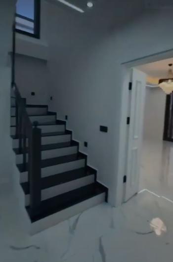 ARITMA YOLU ÜZERİNDE 330 M² ARSA İÇERİSİNDE ÖZEL HAVUZLU OTOPARKLI TAM MÜSTAKİL 4+1 AYRI MUTFAKLI AKILLI EV SİSTEMLİ LÜKS VİLLA 