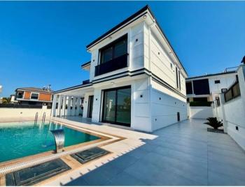 ARITMA YOLU ÜZERİNDE 330 M² ARSA İÇERİSİNDE ÖZEL HAVUZLU OTOPARKLI TAM MÜSTAKİL 4+1 AYRI MUTFAKLI AKILLI EV SİSTEMLİ LÜKS VİLLA 