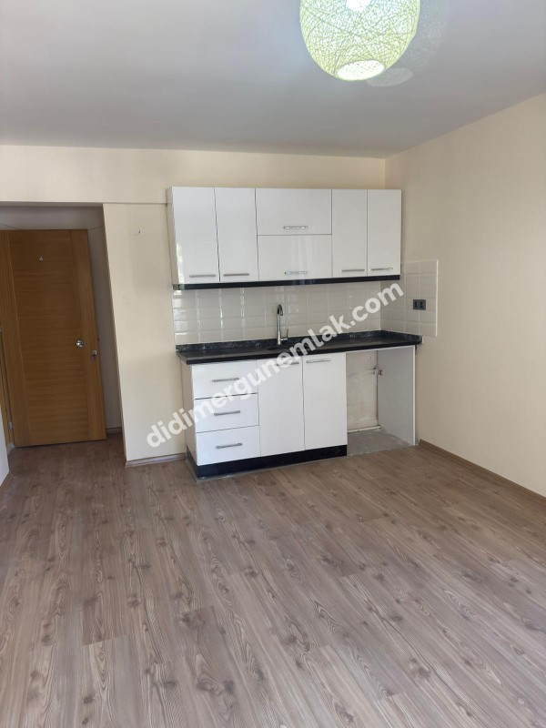 DİDİM ÇAMLIK MAHALLESİNDE 1+1 YÜKSEK ZEMİN KAT DENİZE YAKIN MASRAFSIZ İÇİ KOMPLE YENİLENMİŞ SATILIK DAİRE 