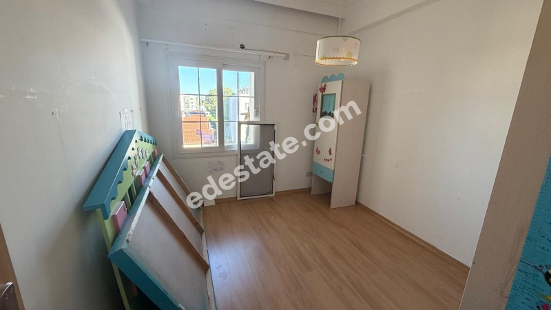 Lefkoşa K.Kaymaklı'da Satılık 3+1 DAİRE