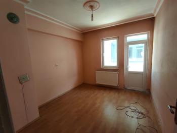 GÜVENAY - ÇORUM ULUKAVAK MAH. SAKARYA OKULU CİVARI 3+1 KİRALIK DAİRE