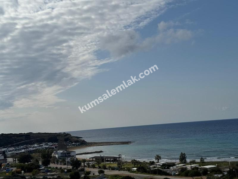 İSKELE KAPLICA'DA SATILIK ARSA 