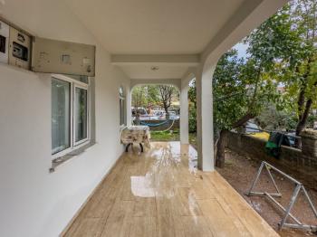 İçmeler Merkeze Yakın Bahçeli 3+1 Eşyalı Kiralık Daire