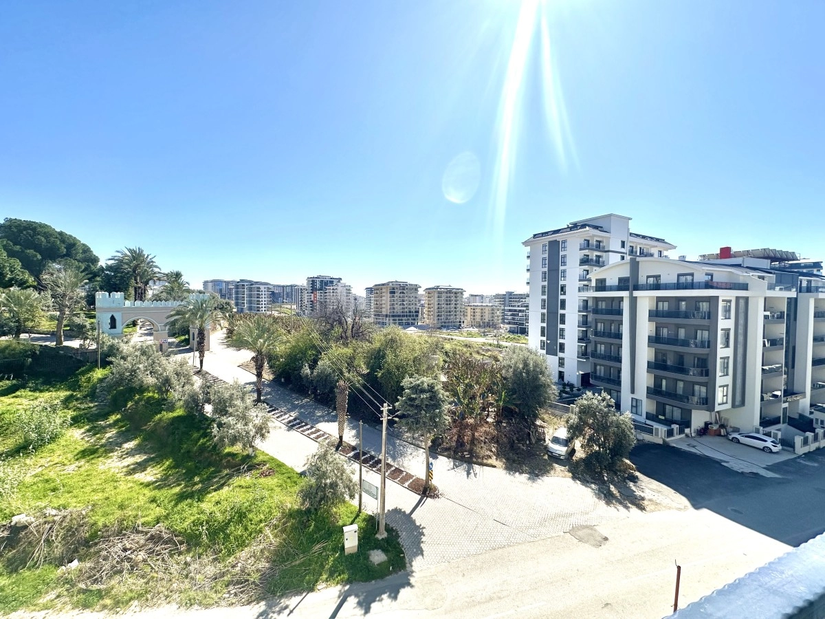 Mahmutlar Volantis Tower 1+1 Apartment