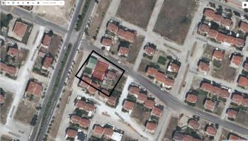 AFYON ÜÇOK EMLAKTAN OSMANGAZİ MAH SATILIK 400M² %30 İMARLI ARSA 