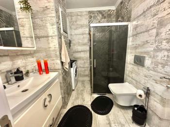 MERKEZDE GENİŞ 3+1 | AYRI MUTFAK | 2 BANYO & 2 BALKONLU SATILIK DAİRE