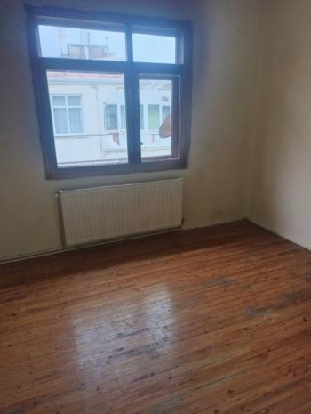 ÇARŞI MERKEZDE KOMBİLİ 2+1 DAİRE