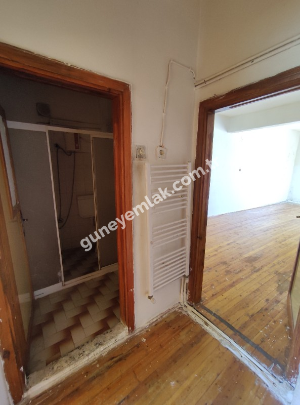 ÇARŞI MERKEZDE KOMBİLİ 2+1 DAİRE