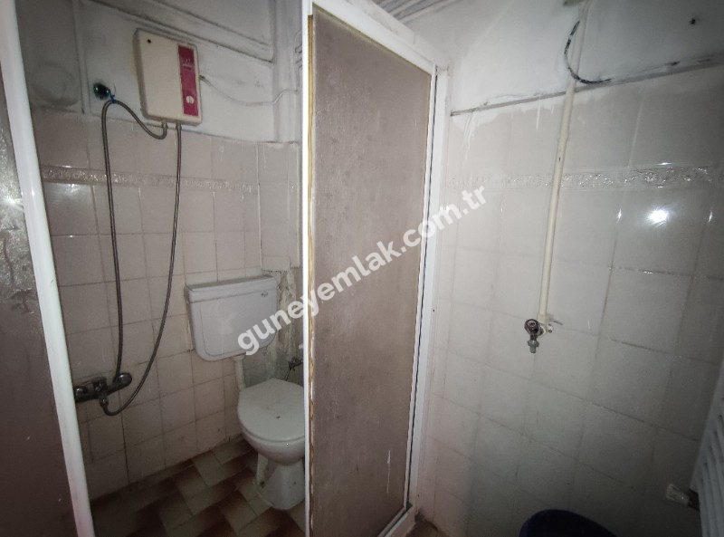 ÇARŞI MERKEZDE KOMBİLİ 2+1 DAİRE