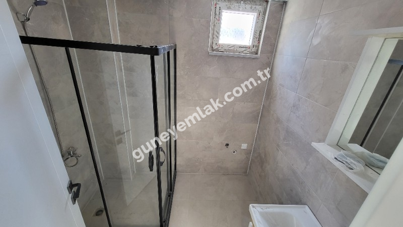 ÜNİVERSİTE KARŞISI SATILIK 1+1 APART