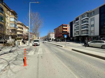 GÜVENAY - ÇORUM GÜLABİBEY MAH.BAĞCILAR 4. CADDESİ ÜZERİ 150 M2 KİRALIK DÜKKAN