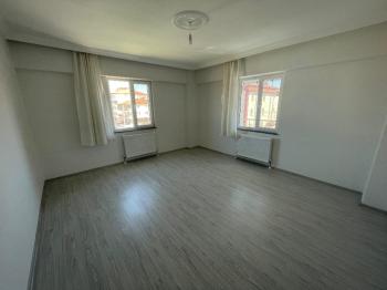 GÜVENAY -  ÇORUM GÜLABİBEY MAH. HUZUR EVİ ARKASI  3+1 SATILIK DAİRE