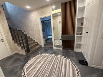 DİDİM HİSAR MAHALLESİNDE 300 m² ARSA İÇERİSİNDE TAM MÜSTAKİL, 4+1 AÇIK MUTFAK, LÜKS MİMARİ TASARIMA SAHİP, FULL LÜKS EŞYALI, KLİMALI, İSKANLI VE KAT MÜLKİYETLİ SATILIK VİLLA