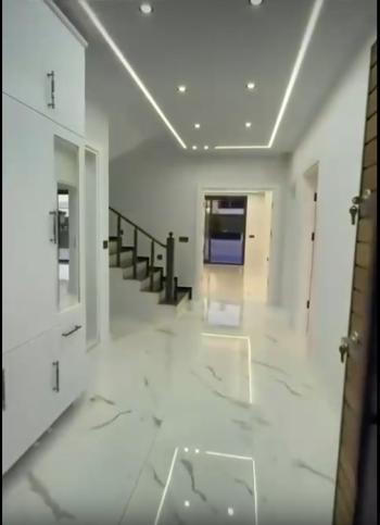 ARITMA YOLU ÜZERİNDE 330 M² ARSA İÇERİSİNDE ÖZEL HAVUZLU OTOPARKLI TAM MÜSTAKİL 4+1 AYRI MUTFAKLI AKILLI EV SİSTEMLİ LÜKS VİLLA 