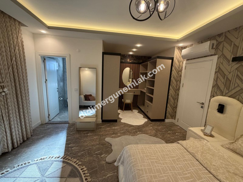 DİDİM HİSAR MAHALLESİNDE 300 m² ARSA İÇERİSİNDE TAM MÜSTAKİL, 4+1 AÇIK MUTFAK, LÜKS MİMARİ TASARIMA SAHİP, FULL LÜKS EŞYALI, KLİMALI, İSKANLI VE KAT MÜLKİYETLİ SATILIK VİLLA