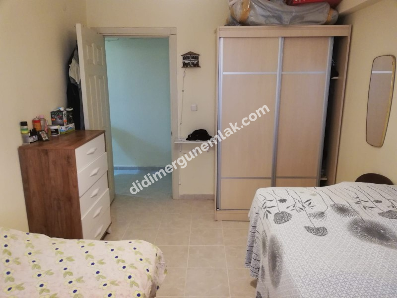  DİDİM CUMHURİYET MAHALLESİNDE ÇARŞAMBA PAZARI YAKININDA 2+1 AÇIK MUTFAK FULL EŞYALI • ASANSÖRLÜ BİNADA • BALKONLU • KİLERLİ • 85 m² SATILIK DAİRE
