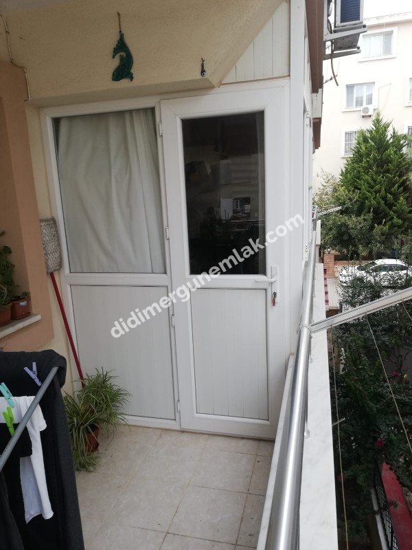  DİDİM CUMHURİYET MAHALLESİNDE ÇARŞAMBA PAZARI YAKININDA 2+1 AÇIK MUTFAK FULL EŞYALI • ASANSÖRLÜ BİNADA • BALKONLU • KİLERLİ • 85 m² SATILIK DAİRE