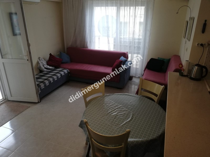  DİDİM CUMHURİYET MAHALLESİNDE ÇARŞAMBA PAZARI YAKININDA 2+1 AÇIK MUTFAK FULL EŞYALI • ASANSÖRLÜ BİNADA • BALKONLU • KİLERLİ • 85 m² SATILIK DAİRE