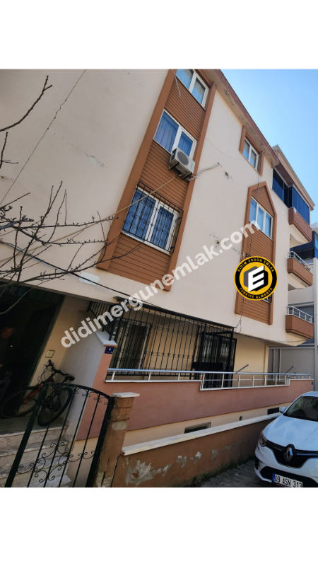 DİDİM ÇAMLIK MAHALLESİNDE EGE CADDESİNDE 1. KAT • 2+1 EŞYALI • 16 YAŞINDA • 75 m² • GENİŞ BALKONLU • BATI CEPHELİ • CADDEYE VE 2 YOLA CEPHELİ SATILIK DAİRE