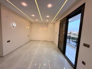 Didim'de Satılık 4+1 Akıllı Sistemli Villa