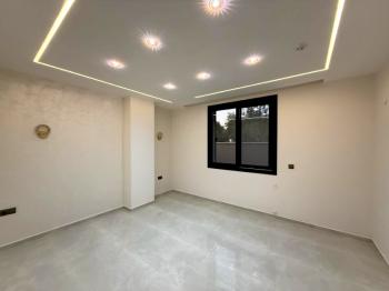 Didim'de Satılık 4+1 Akıllı Sistemli Villa