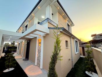 Didim'de Satılık 4+1 Akıllı Sistemli Villa