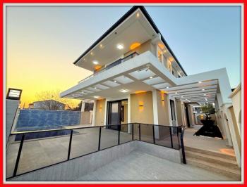 Didim'de Satılık 4+1 Akıllı Sistemli Villa