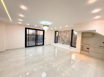 Didim'de Satılık 4+1 Akıllı Sistemli Villa