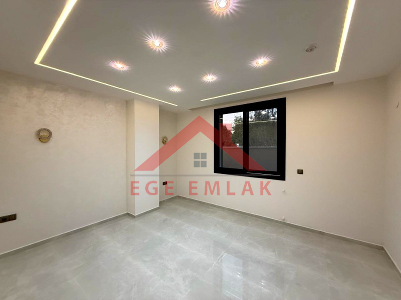 Didim'de Satılık 4+1 Akıllı Sistemli Villa