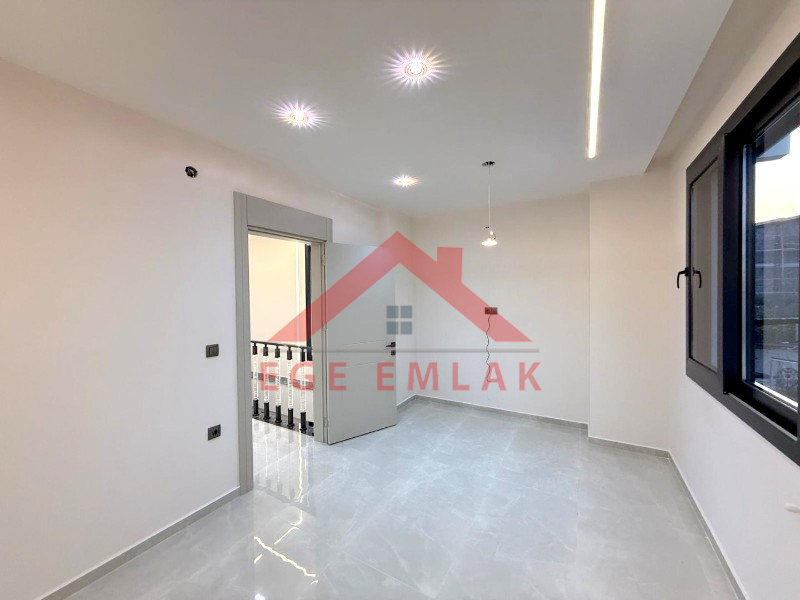 Didim'de Satılık 4+1 Akıllı Sistemli Villa