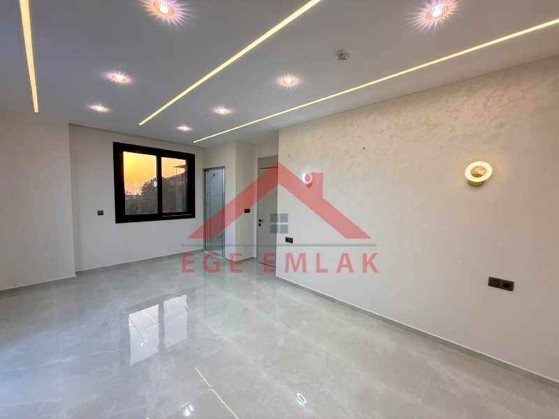 Didim'de Satılık 4+1 Akıllı Sistemli Villa