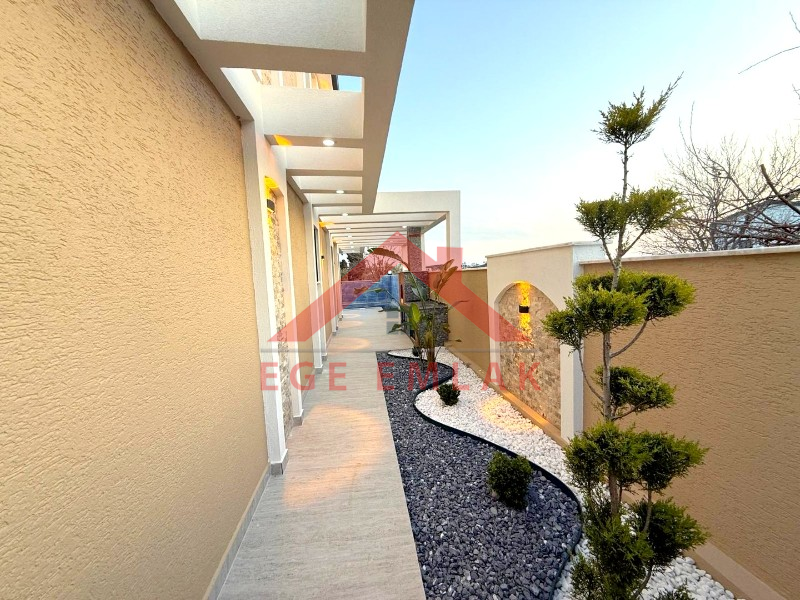 Didim'de Satılık 4+1 Akıllı Sistemli Villa