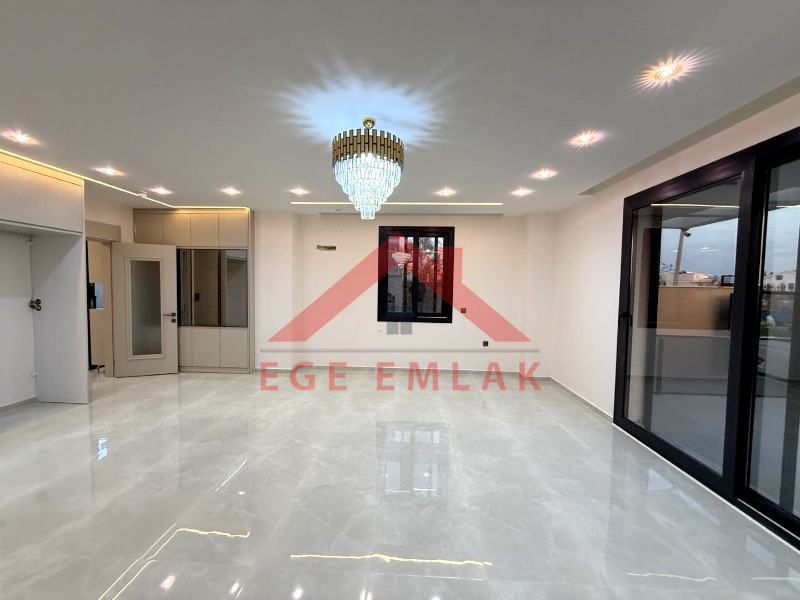 Didim'de Satılık 4+1 Akıllı Sistemli Villa