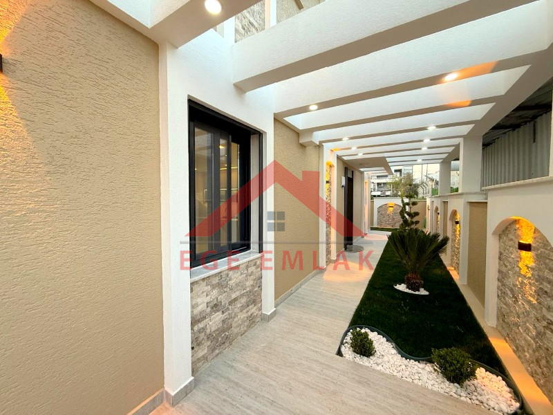Didim'de Satılık 4+1 Akıllı Sistemli Villa