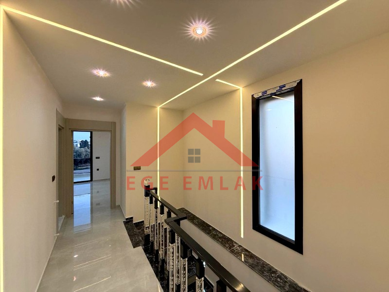 Didim'de Satılık 4+1 Akıllı Sistemli Villa