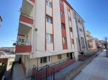 GÜVENAY - ÇORUM GÜLABİBEY MAH. BEYTEPE 5.CADDE ÜZERİ 2+1 SATILIK DAİRE