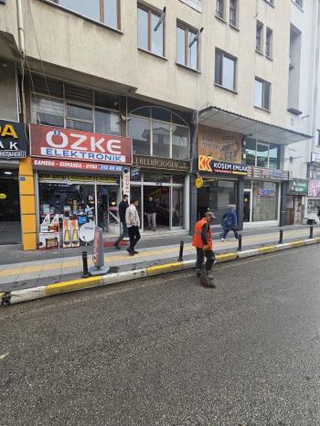 GÜVENAY -  ÇORUM GAZİ CAD. PTT ARKASI  SATILIK DÜKKAN