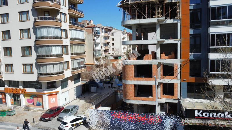 AFYON ÜÇOK EMLAKTAN CUMHURİYET MAH 2+0 55M² SATILIK DAİRELER 