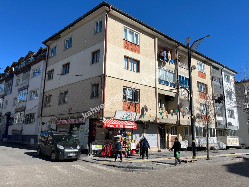 KAHVECİOĞLU EMLAK'DAN AKDEĞİRMEN MAH SATILIK DAİRE